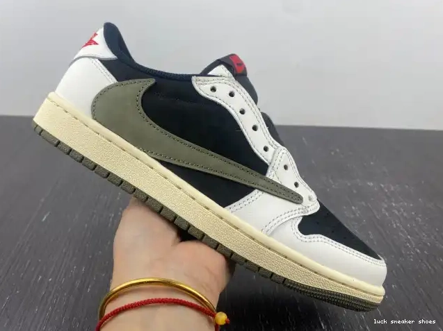 Rep LUCY 1 Air x Low DZ4137-106 Olive OG Travis Scott Jordan WMNS 0601